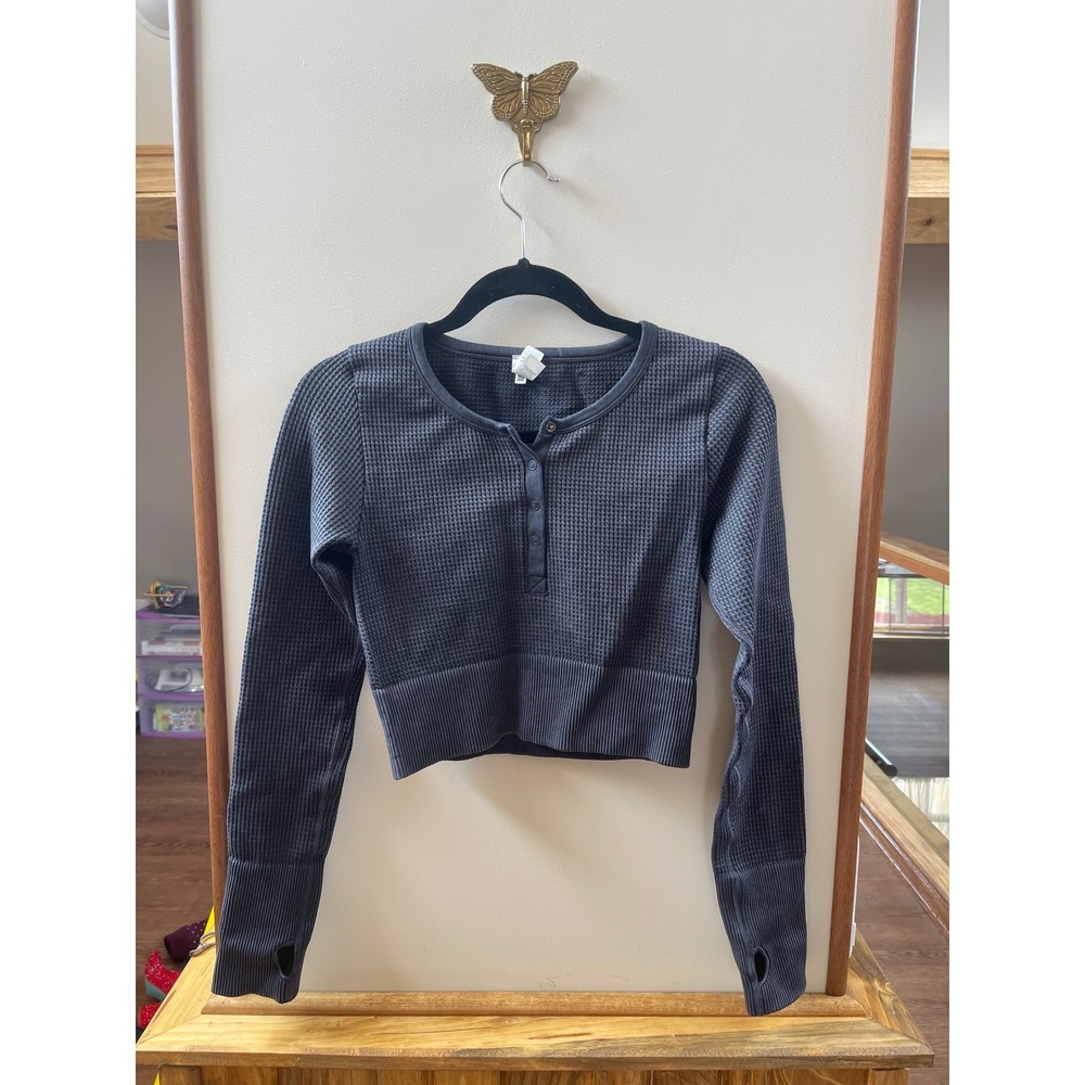 OFFLINE by Aerie Henley Top Womens Medium Gray Waffle Knit Cropped
